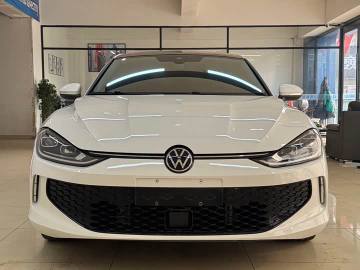 Фото 2 - Volkswagen Lamando L