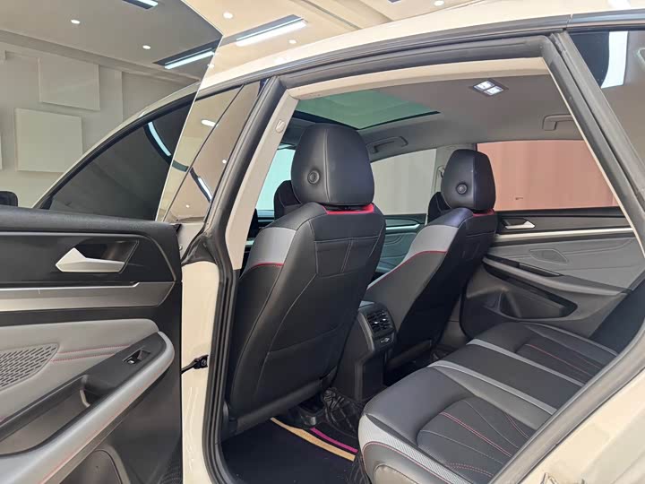 Фото 8 - Volkswagen Lamando L