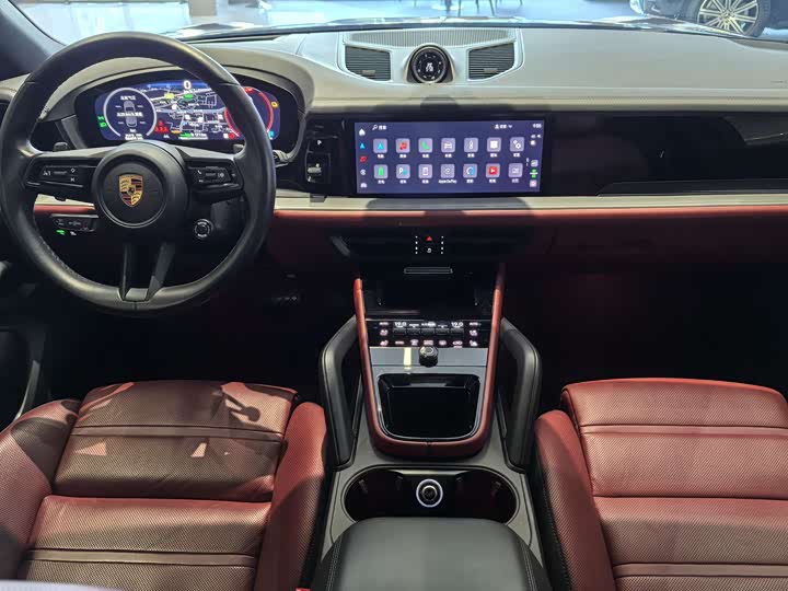 Фото 13 - Porsche Cayenne Hybrid