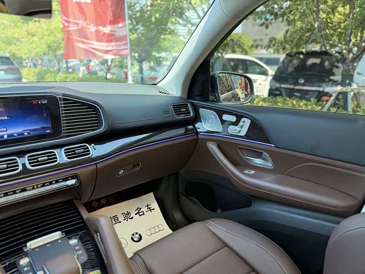 Фото 12 - Mercedes-Benz GLE-Class