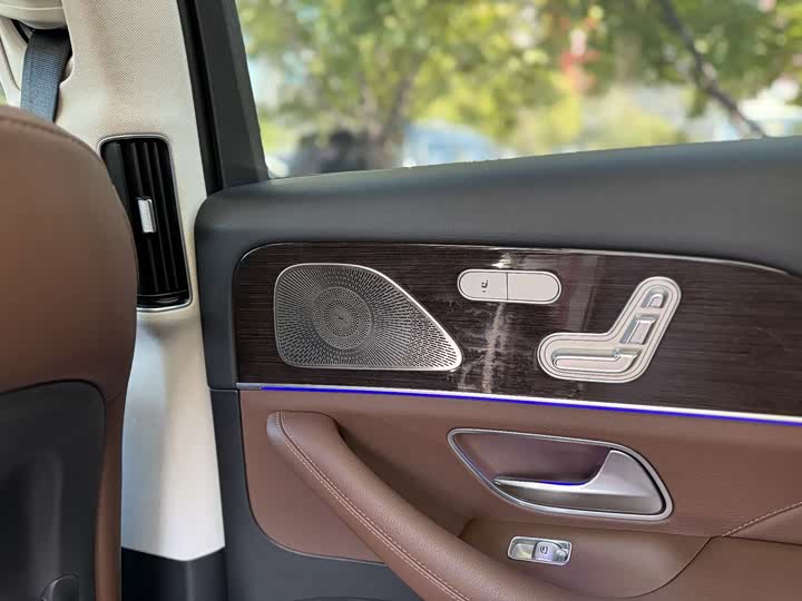 Фото 13 - Mercedes-Benz GLE-Class