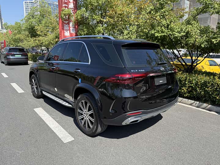 Фото 16 - Mercedes-Benz GLE-Class