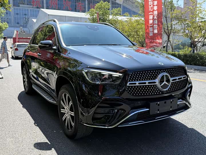 Фото 3 - Mercedes-Benz GLE-Class