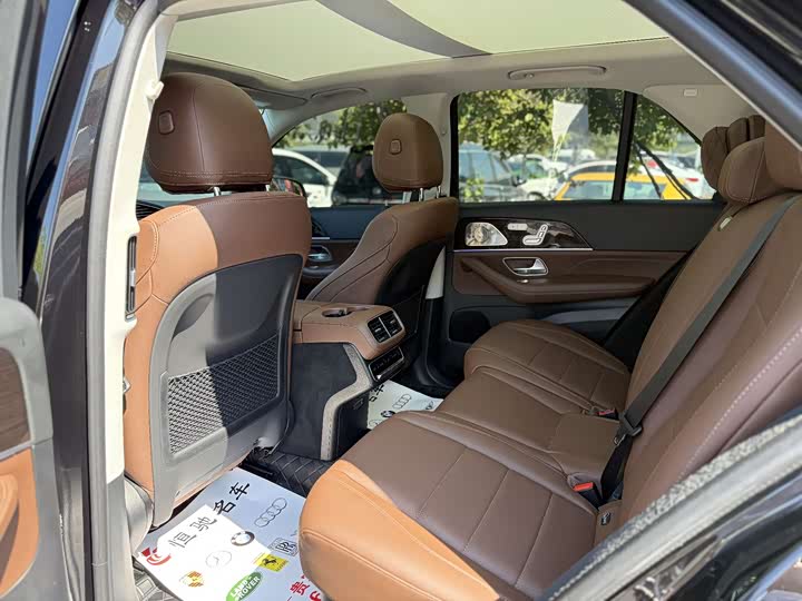 Фото 9 - Mercedes-Benz GLE-Class