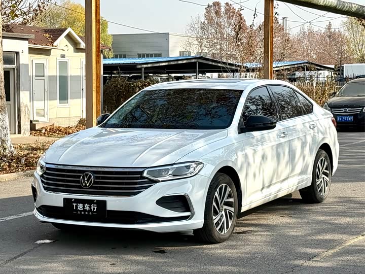 Фото 1 - Volkswagen Lavida