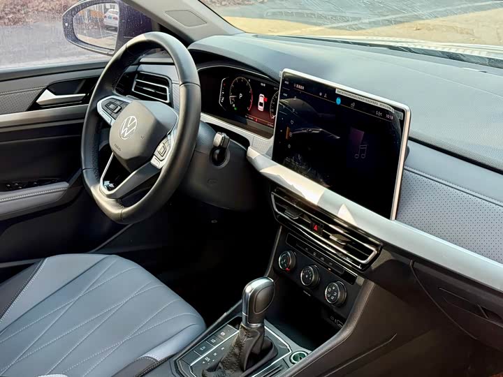 Фото 18 - Volkswagen Lavida