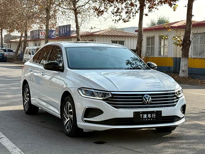 Фото 3 - Volkswagen Lavida