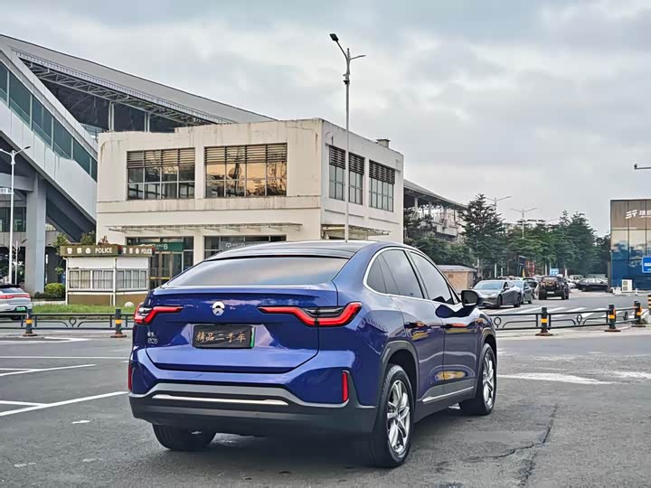 Фото 9 - Nio EC6