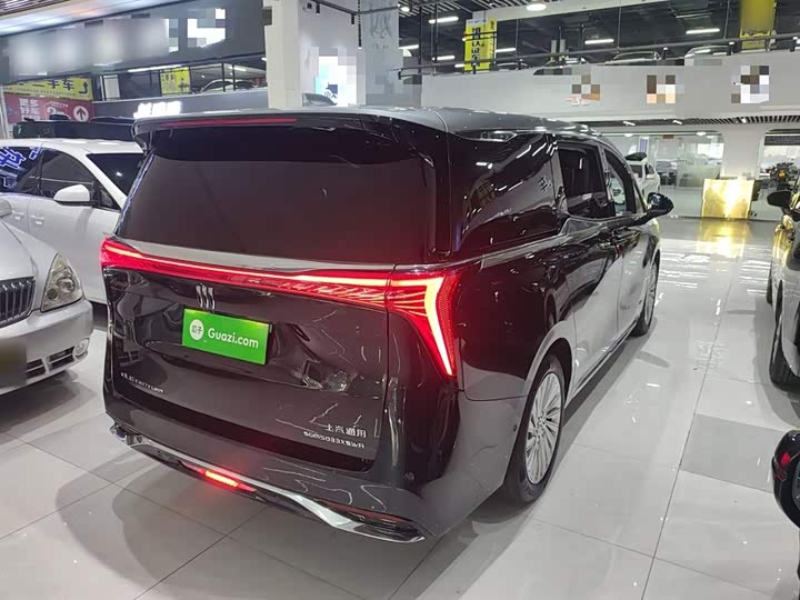 Фото 7 - Buick GL8 Century