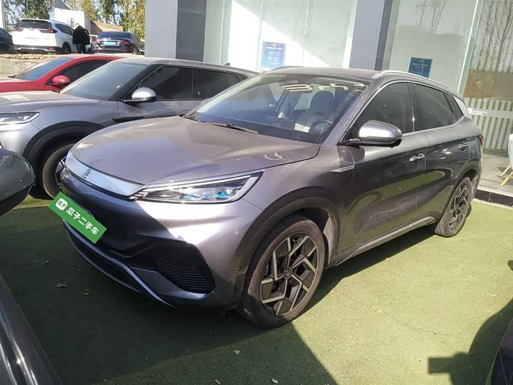 Фото 2 - BYD Yuan Plus