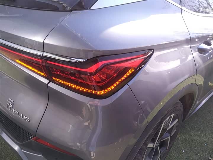 Фото 8 - BYD Yuan Plus