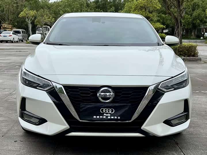 Фото 1 - Nissan Sylphy