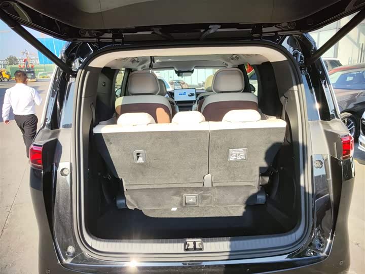 Фото 9 - BYD Xia