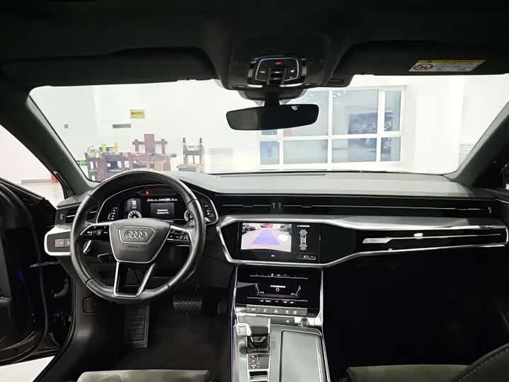Фото 5 - Audi A6L
