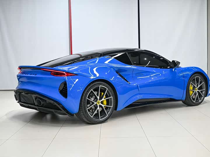 Фото 5 - Lotus Emira