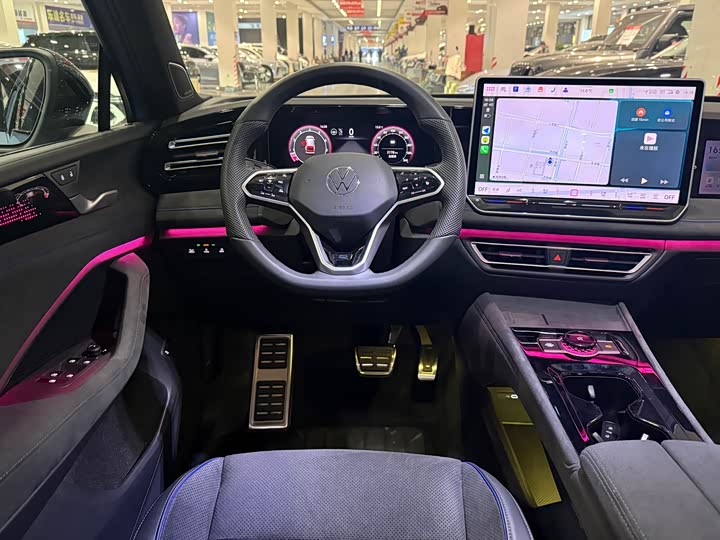 Фото 16 - Volkswagen Tiguan L Pro