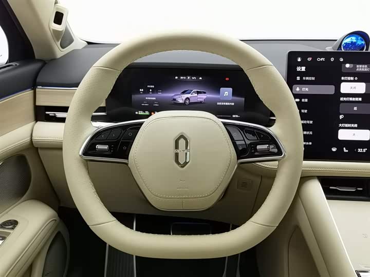 Фото 11 - Aito M5