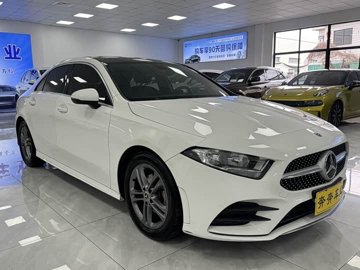 Фото 4 - Mercedes-Benz A-Class