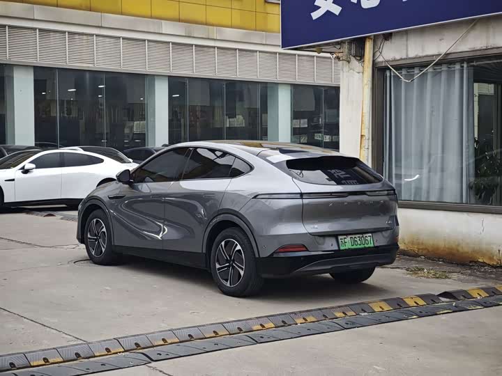 Фото 4 - XPeng G6