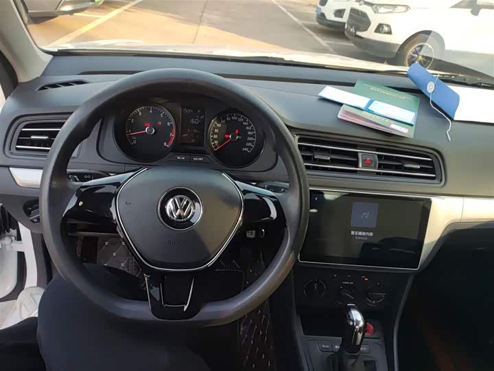 Фото 10 - Volkswagen Lavida