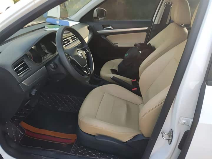 Фото 15 - Volkswagen Lavida