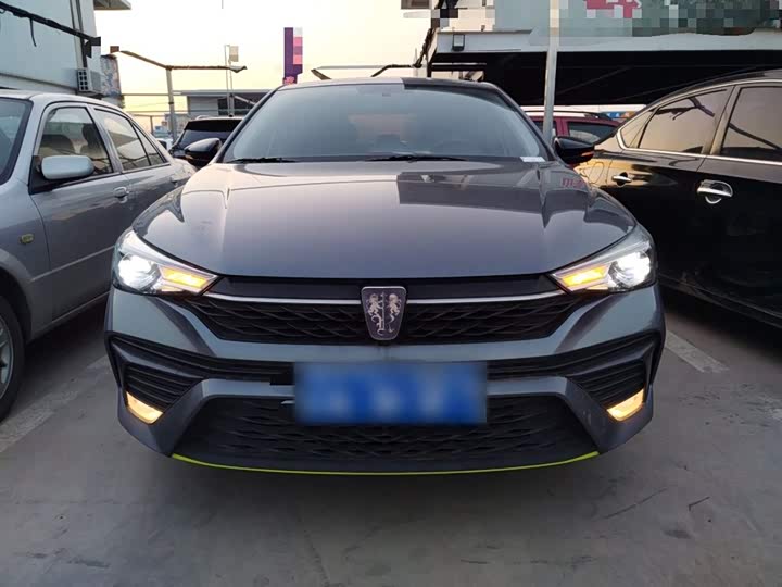 Фото 3 - Roewe i5