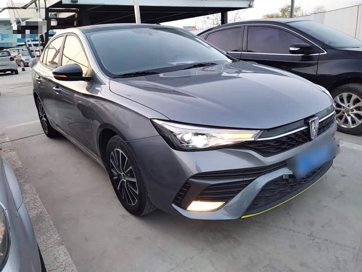 Фото 4 - Roewe i5