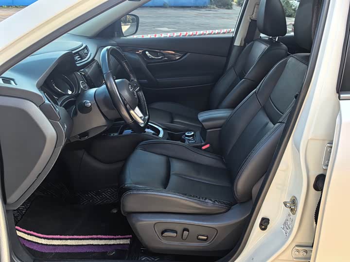 Фото 4 - Nissan X-Trail