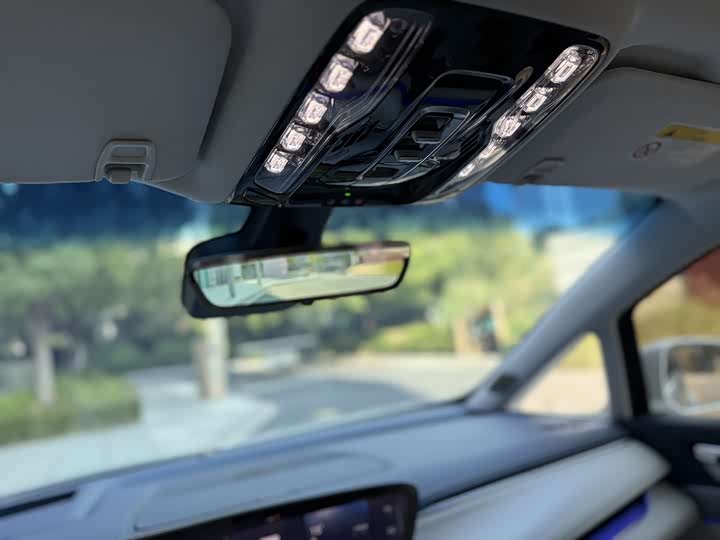 Фото 23 - Buick GL8 Hybrid