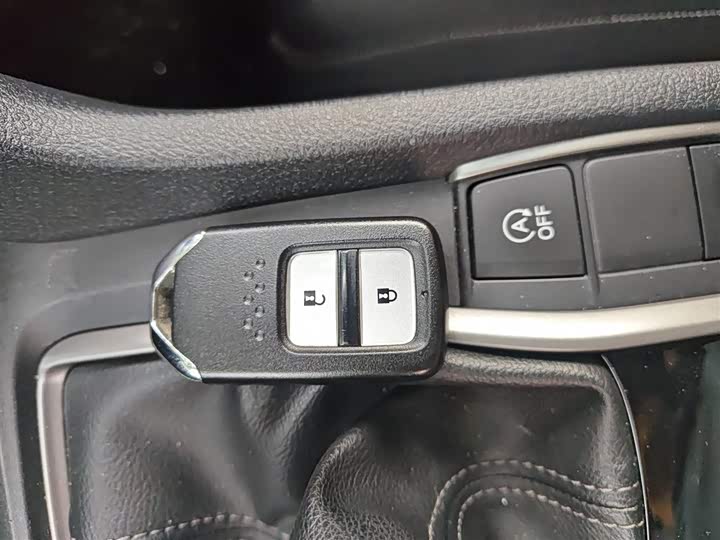 Фото 12 - Honda Civic