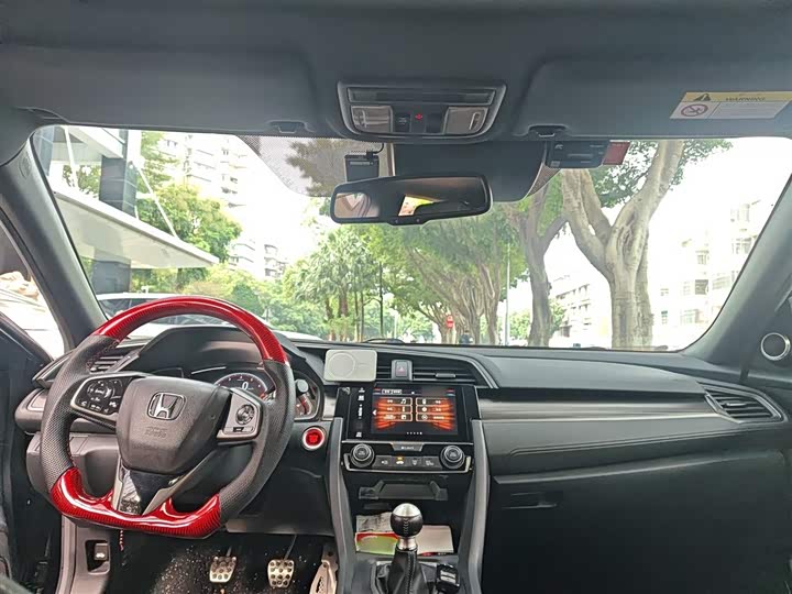 Фото 13 - Honda Civic