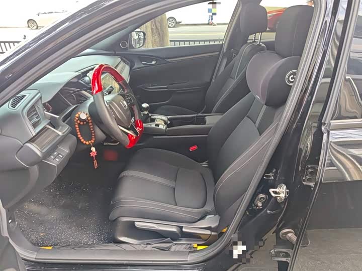 Фото 8 - Honda Civic