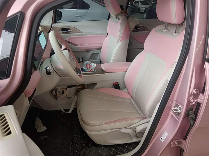 Фото 15 - Geely Geometry E Firefly