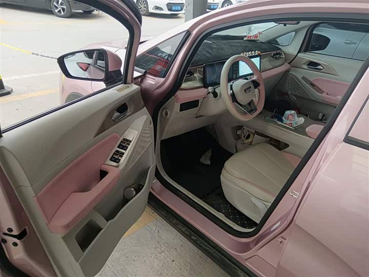 Фото 16 - Geely Geometry E Firefly