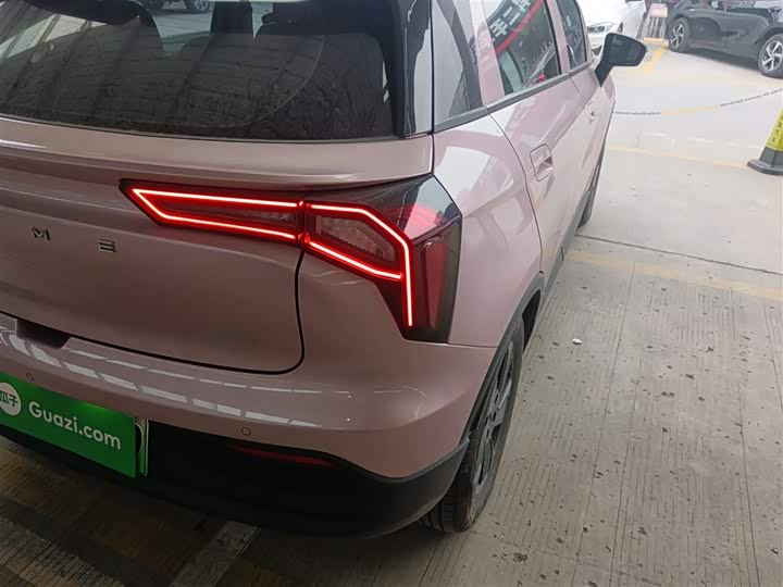 Фото 8 - Geely Geometry E Firefly