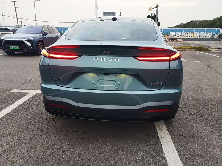 Фото 6 - Nio Onvo L60