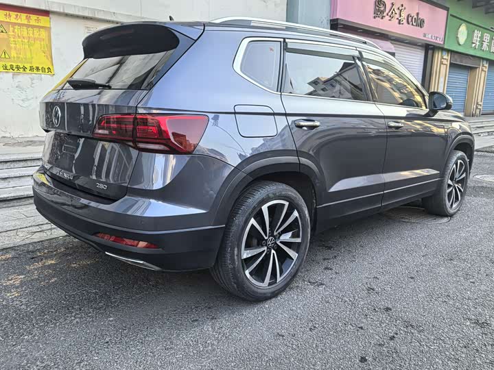 Фото 4 - Volkswagen Tharu