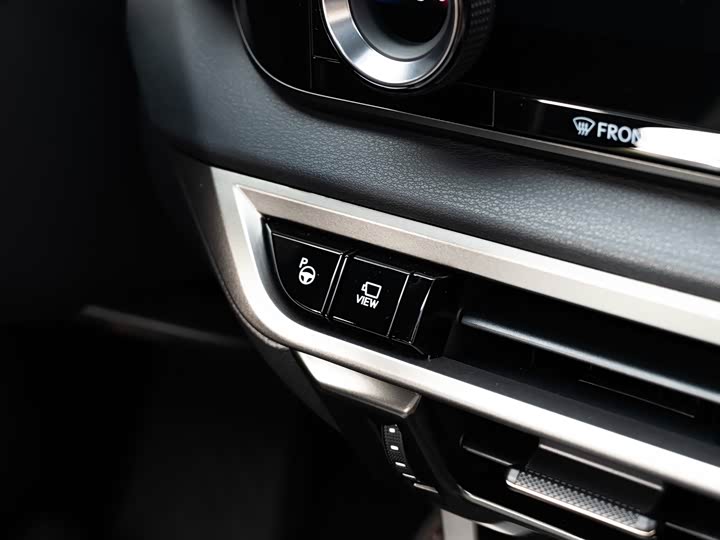 Фото 18 - Lexus RX Hybrid