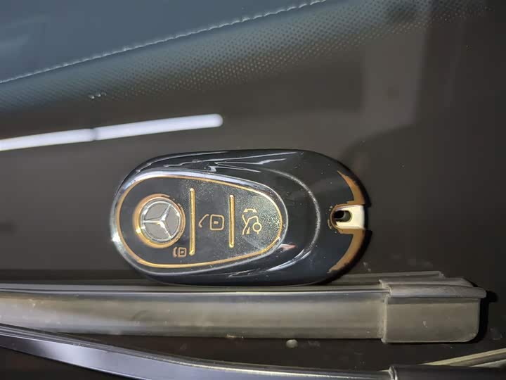 Фото 9 - Mercedes-Benz C-Class