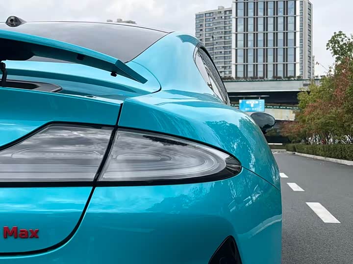 Фото 15 - Xiaomi SU7