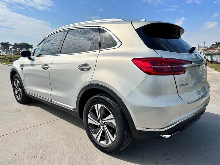 Фото 4 - Hongqi HS5