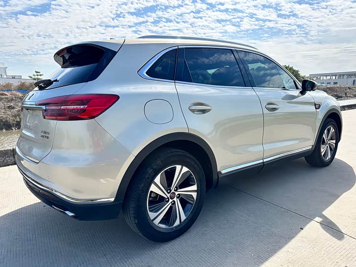 Фото 6 - Hongqi HS5