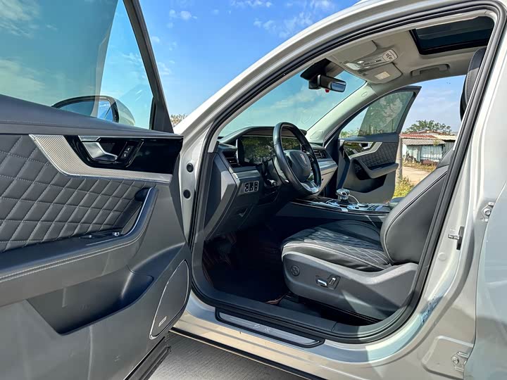 Фото 8 - Hongqi HS5