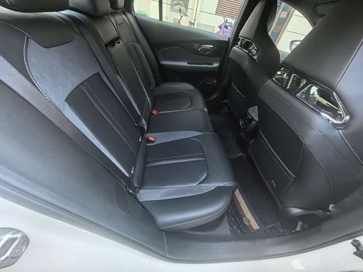 Фото 11 - GAC Trumpchi Empow R