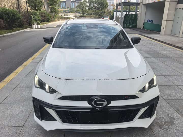 Фото 2 - GAC Trumpchi Empow R