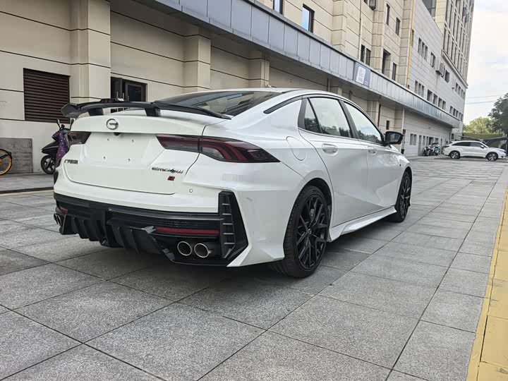 Фото 4 - GAC Trumpchi Empow R