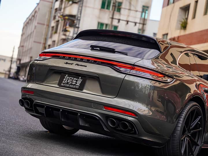 Фото 5 - Porsche Panamera