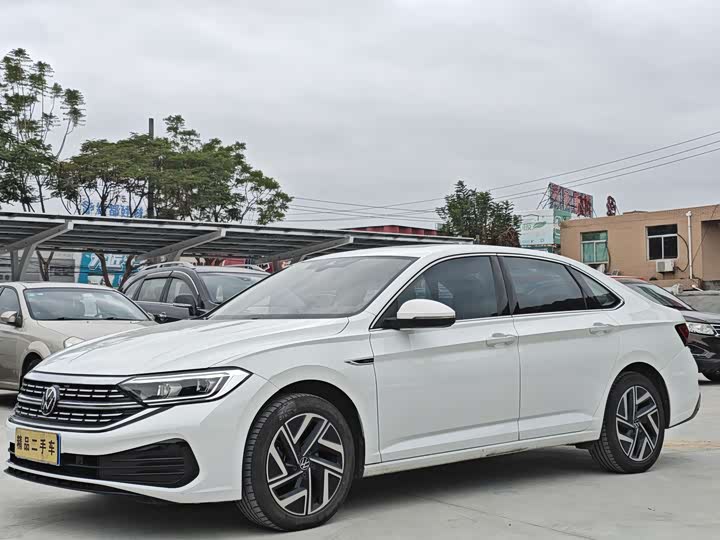 Фото 1 - Volkswagen Sagitar L