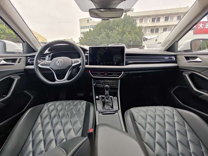 Фото 5 - Volkswagen Sagitar L