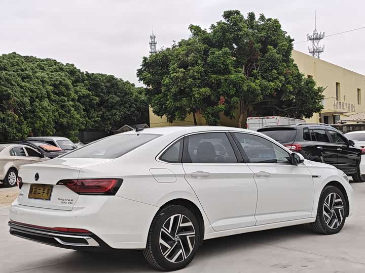 Фото 9 - Volkswagen Sagitar L